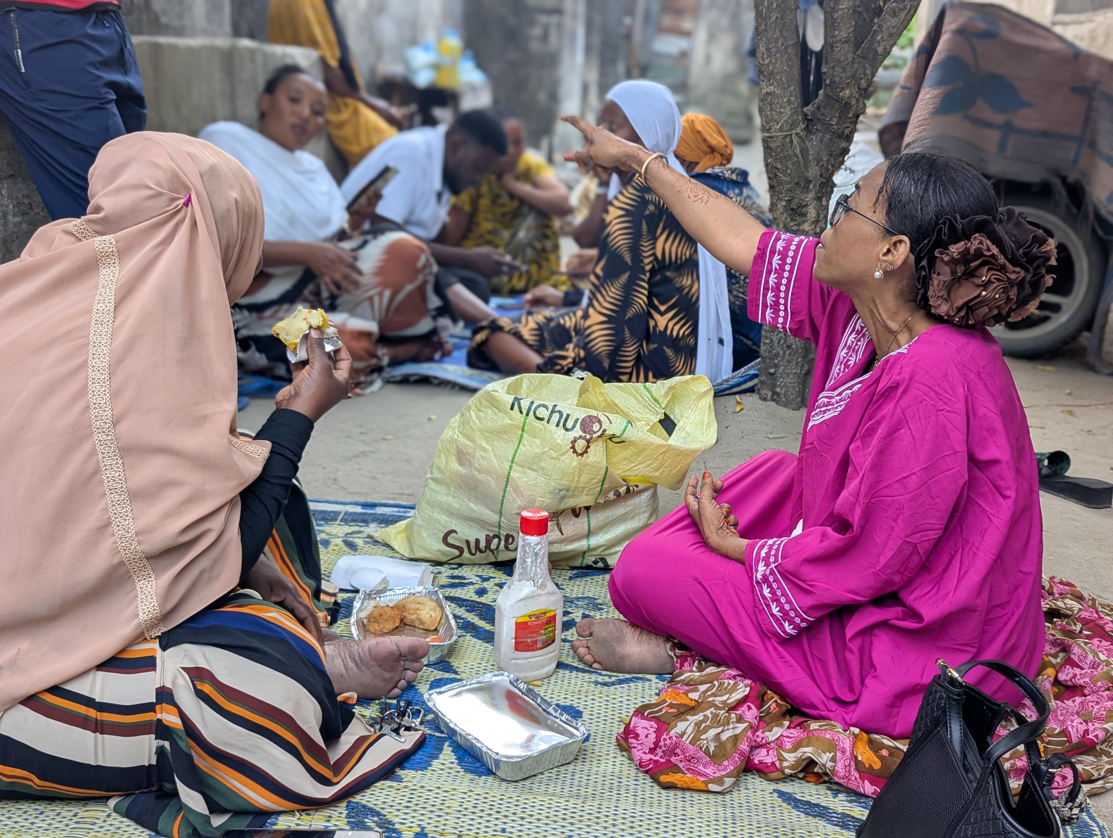 Mkutano wa kikundi mtaani Dar es Salaam
